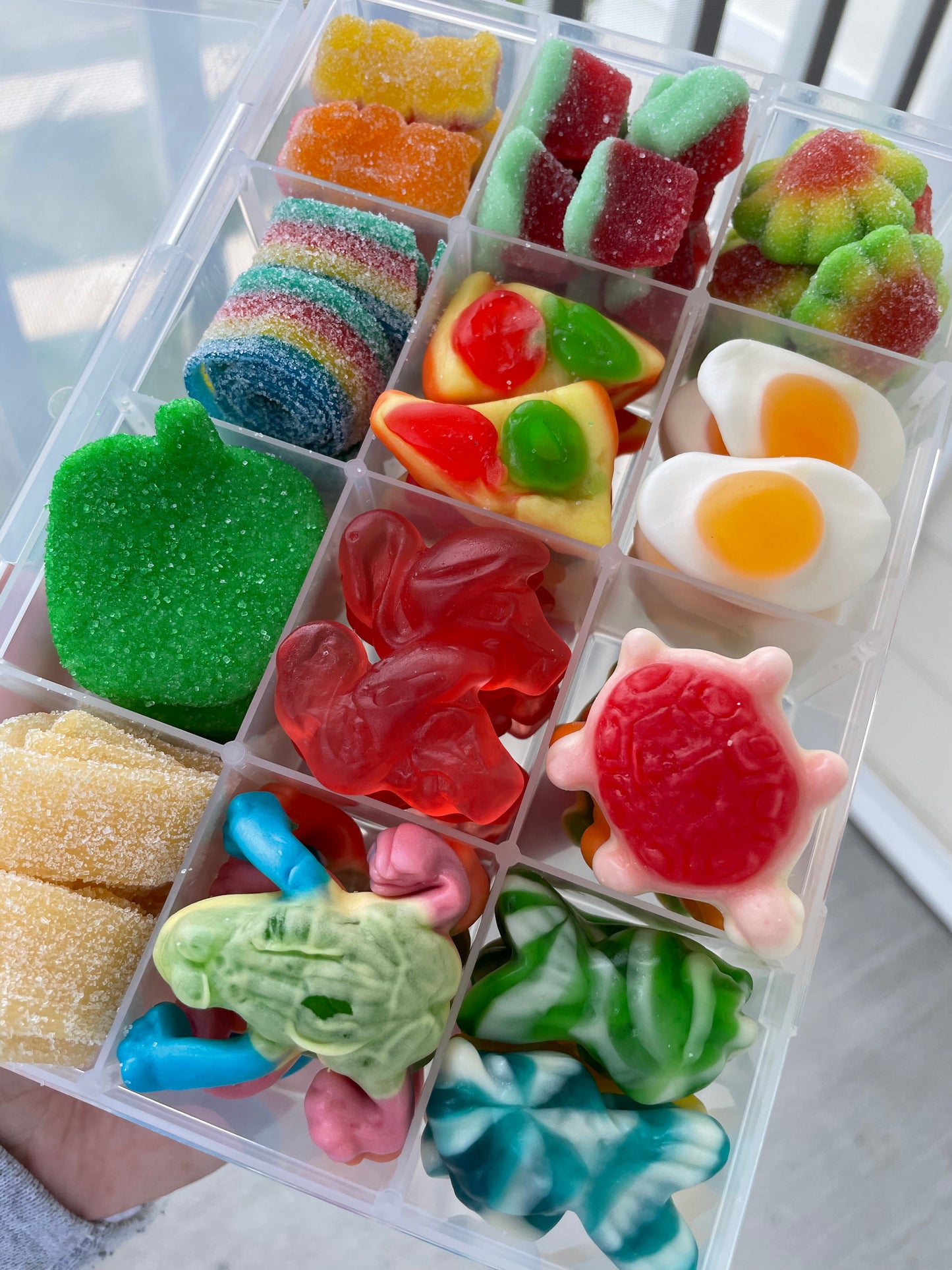 MYSTERY CANDY KIT- 12 COMPARTMENT